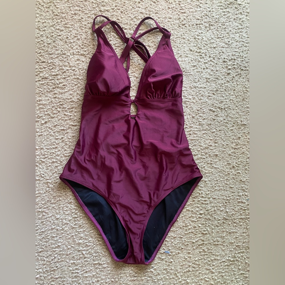 Women’s Burgundy Swimsuit Size XL